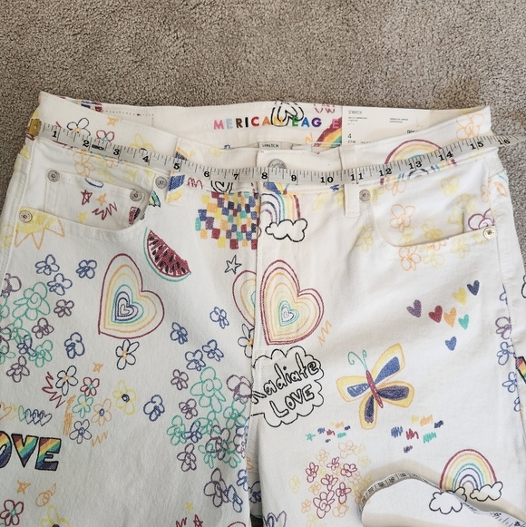 AE PRIDE low-rise Baggy Bermuda Stretch Shorts Dopamine Dressing Candy Rav - Picture 6 of 12